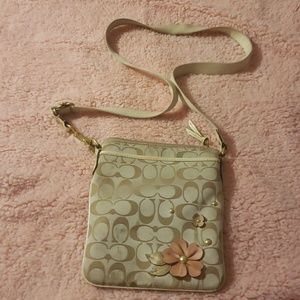 Coach crossbody purse